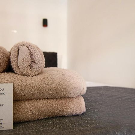 Phaedrus Living Seaside Luxury Flat Athina 123 Lägenhet Paphos Exteriör bild