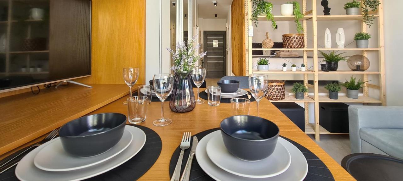 Phaedrus Living Seaside Luxury Flat Athina 123 Lägenhet Paphos Exteriör bild